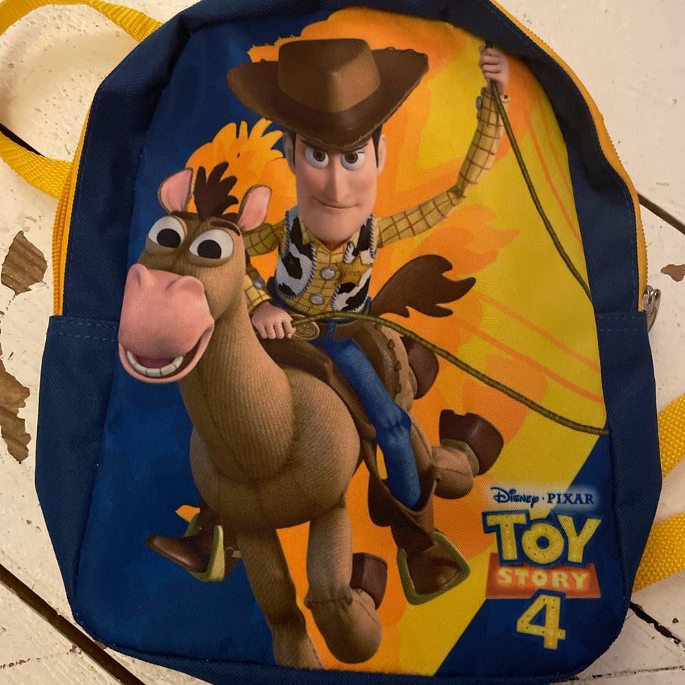 disney handbag c23